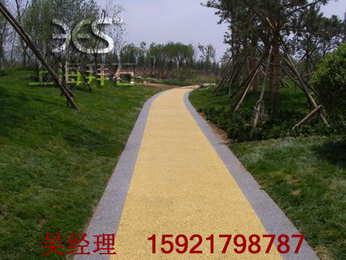 透水性混凝土.jpg 透水性混凝土.jpg