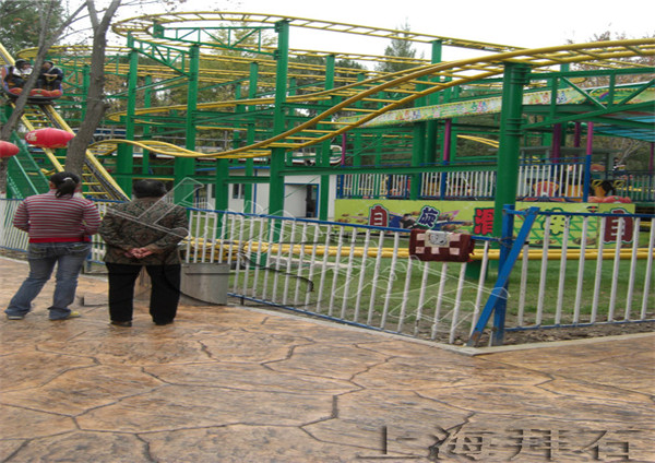 青海西寧人民公園_副本.jpg 青海西寧人民公園_副本.jpg