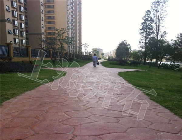 嘉興海鹽小區休閑步道鋪裝.jpg 嘉興海鹽小區休閑步道鋪裝.jpg