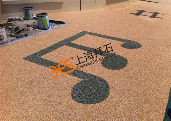 露骨料透水混凝土.jpg 露骨料透水混凝土.jpg