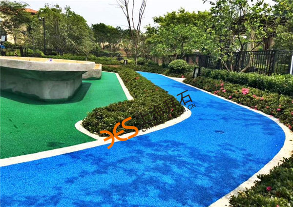 彩色透水砼.jpg 彩色透水砼.jpg