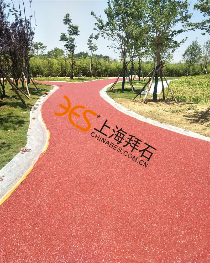 透水路面.jpg 透水路面.jpg