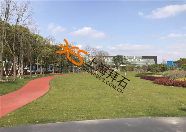 透水路面.jpg 透水路面.jpg