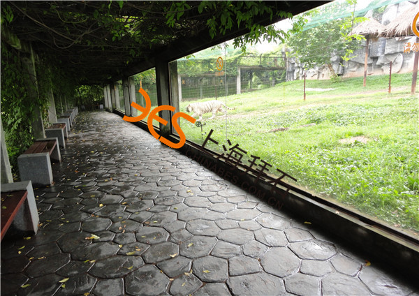 藝術(shù)壓印地坪.jpg 藝術(shù)壓印地坪.jpg