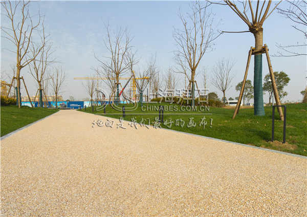 露骨料透水路面 露骨料透水路面