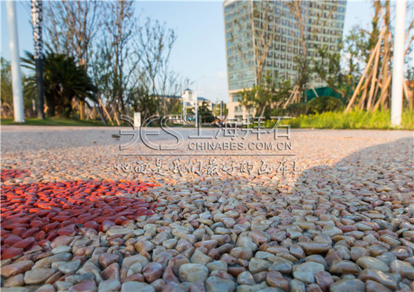 露骨料透水路面 露骨料透水路面