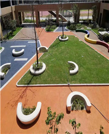 浙江杭州東湖高級中學透水混凝土項目